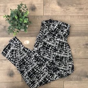 Maternity - BLACK AND WHITE CROP PANTS M